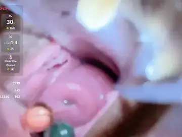 Yueyue2003  live sex cam