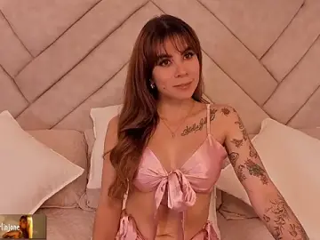 DarlinJones  live sex cam