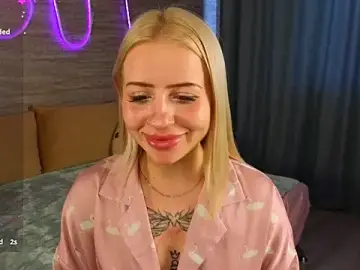 Khloy_white  live sex cam