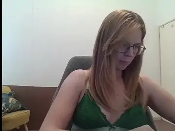 SavannaGirly  live sex cam