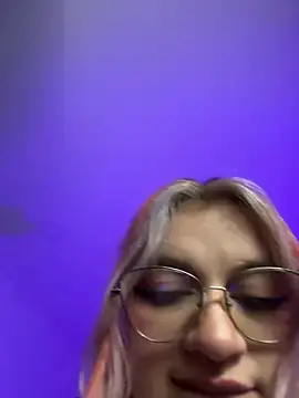 Sophia_Weest99  live sex cam