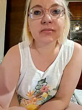 VikaKing  live sex cam