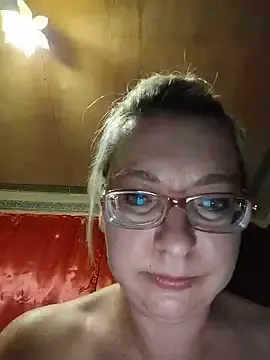 VikaKing  live sex cam