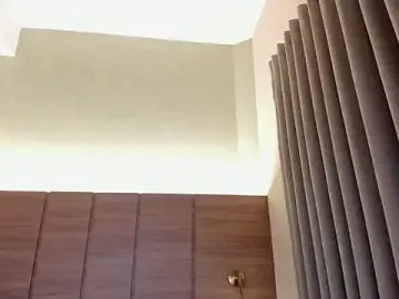 Violett_Raven  live sex cam