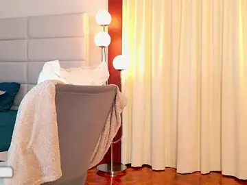 Lissetlong69  live sex cam