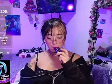 Mia_catt05  live sex cam