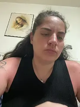 Napoletanacagna  live sex cam