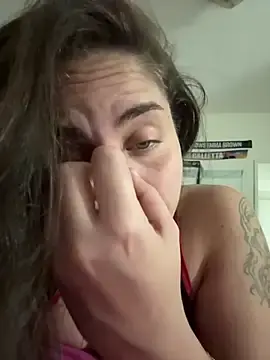 Napoletanacagna  live sex cam