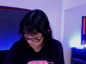LilithBluum  live sex cam