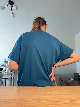 MaryHiggins  live sex cam