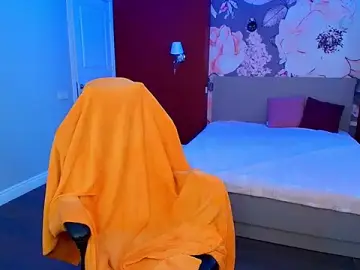 MissisCaty  live sex cam