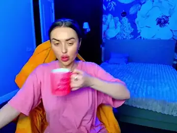 MissisCaty  live sex cam