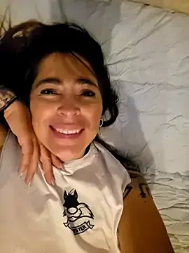 Sara_Valkyri  live sex cam