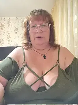 Sweet19-68  live sex cam