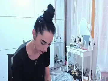 Jessycute28  live sex cam