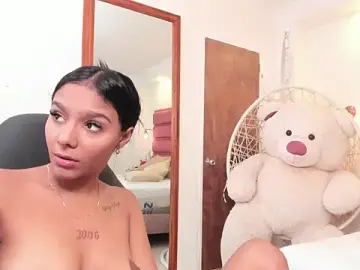 Luciana_fords  live sex cam