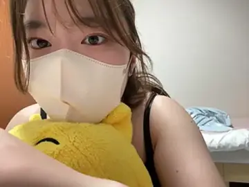 Pooh_honey  live sex cam