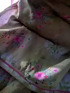 Riyana_tai  live sex cam