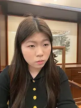 Zhoujingyi  live sex cam