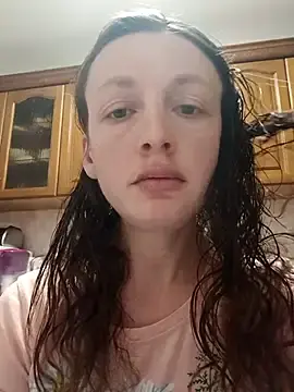 AlisKiv  live sex cam