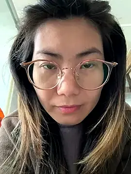 Lilia6666  live sex cam