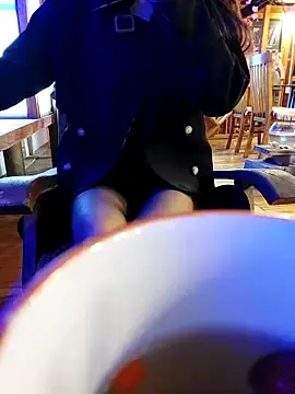 Love-public  live sex cam