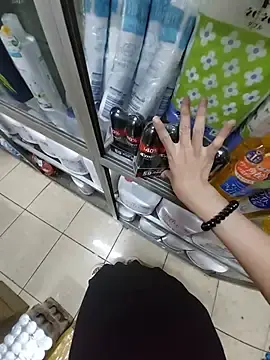 Love-public  live sex cam