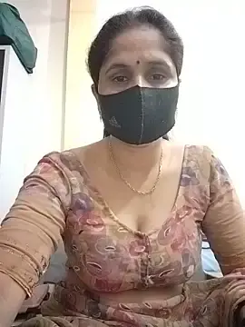 Sexxyradha  live sex cam