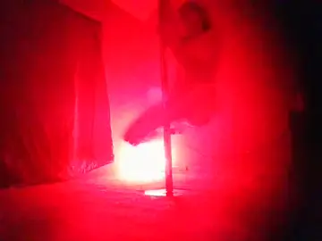 Starpole11  live sex cam