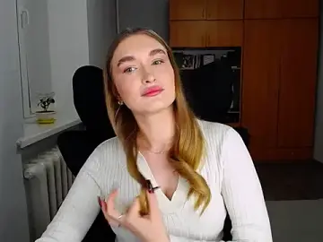 AnyaSmack  live sex cam