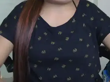 Baby_-doll  live sex cam