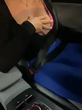 BellaMila  live sex cam