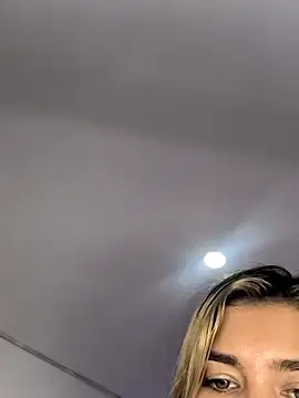 BlondeSinX_Eup  live sex cam