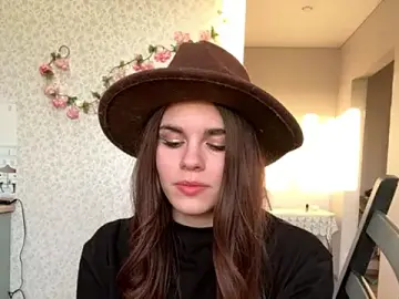 JeniceSourwine  live sex cam
