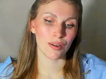 JuliaMuuun  live sex cam