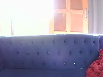 Sweetcutevee  live sex cam