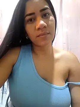 Andrea_2789  live sex cam
