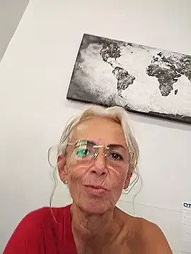 Clarabell4  live sex cam