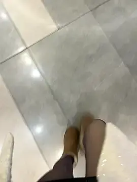 Yimisun01  live sex cam