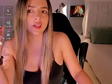 AmyWood  live sex cam