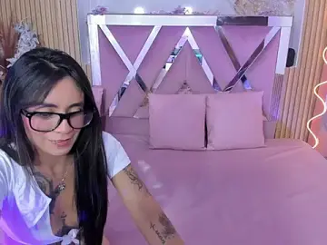 LINDSAY_TAY  live sex cam