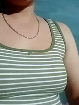 Lagi_sexyy  live sex cam