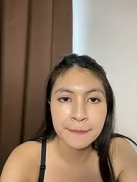 Mileamey  live sex cam