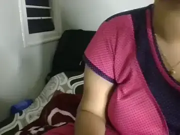 Sexy-Shalinii  live sex cam