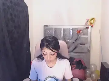 Toxxxic_cams  live sex cam