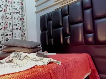 Criistal_castro  live sex cam