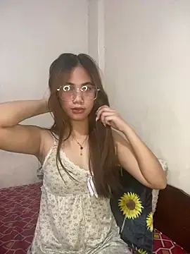 Shy_SexyLady  live sex cam