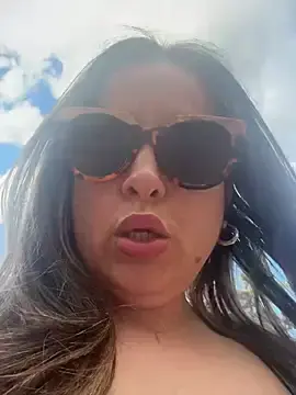 Laarti  live sex cam