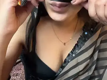 Thywyldst69  live sex cam