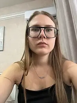 AliceDove  live sex cam